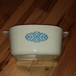 CorningWare, 3 quart, Medallion Blue pattern